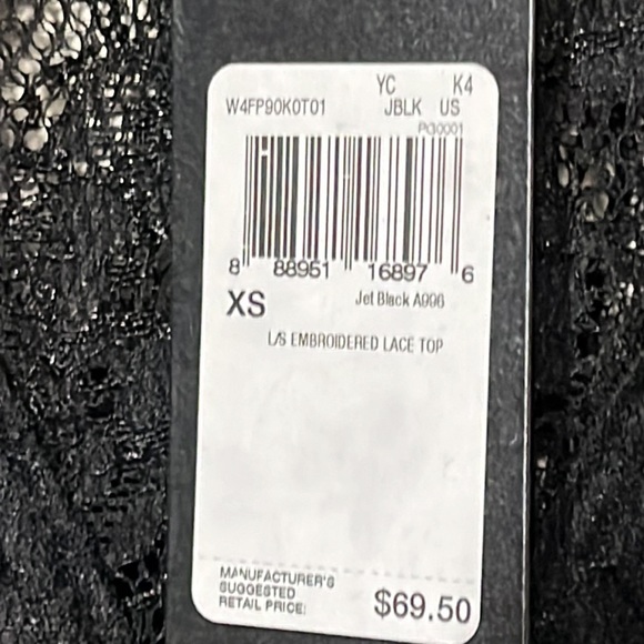 Guess Long-sleeve Embroidered Lace Top.  Size-XS. NWT. - Picture 4 of 6